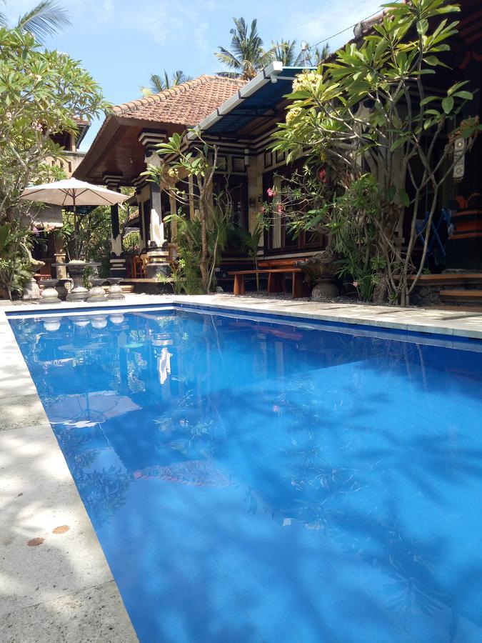 Mimba Private House Hotel Padangbai  Exterior photo