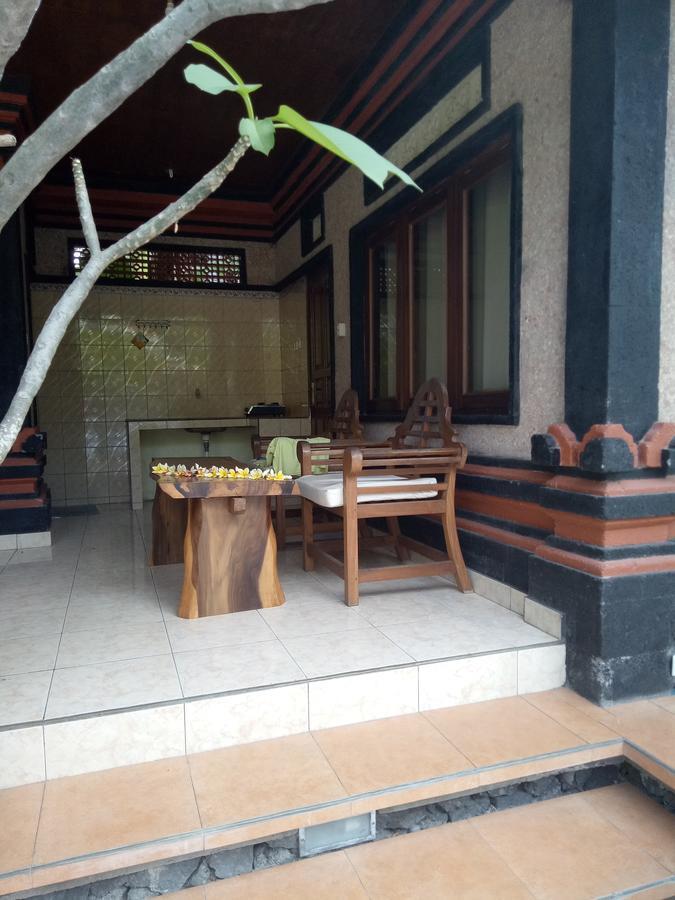 Mimba Private House Hotel Padangbai  Exterior photo