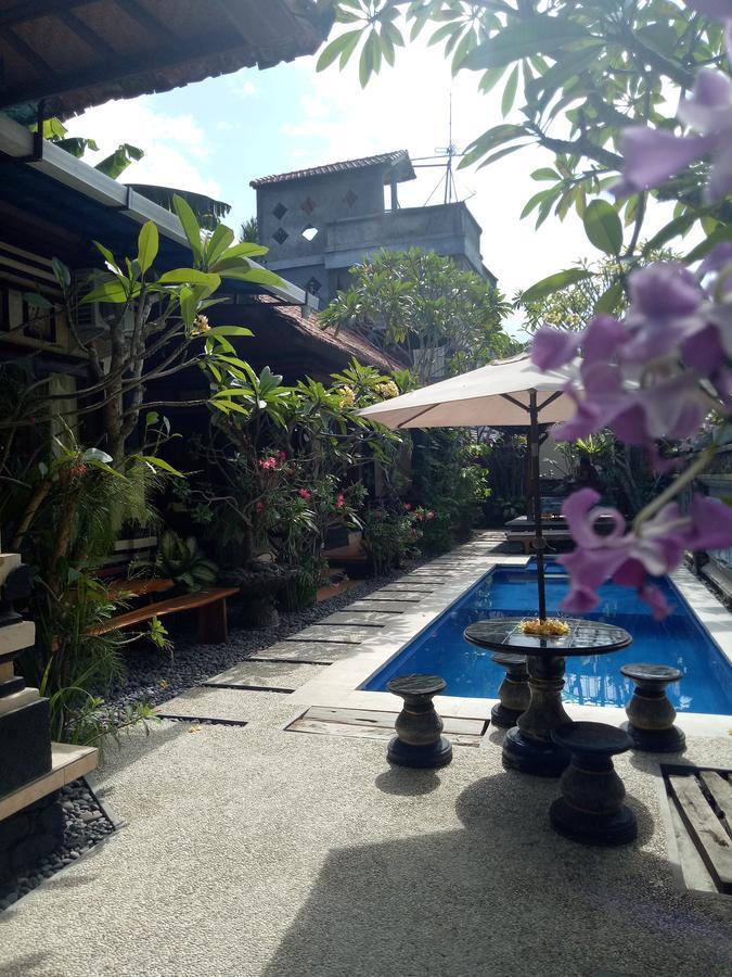 Mimba Private House Hotel Padangbai  Exterior photo